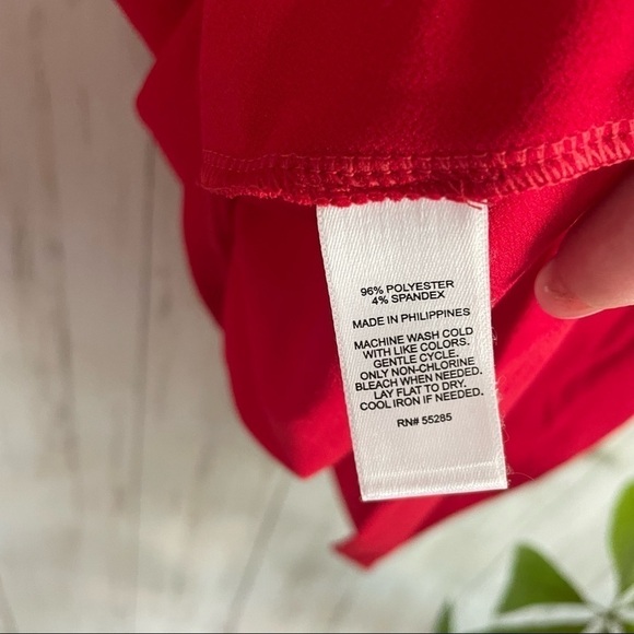 Red Express caged Blouse - Picture 4 of 10